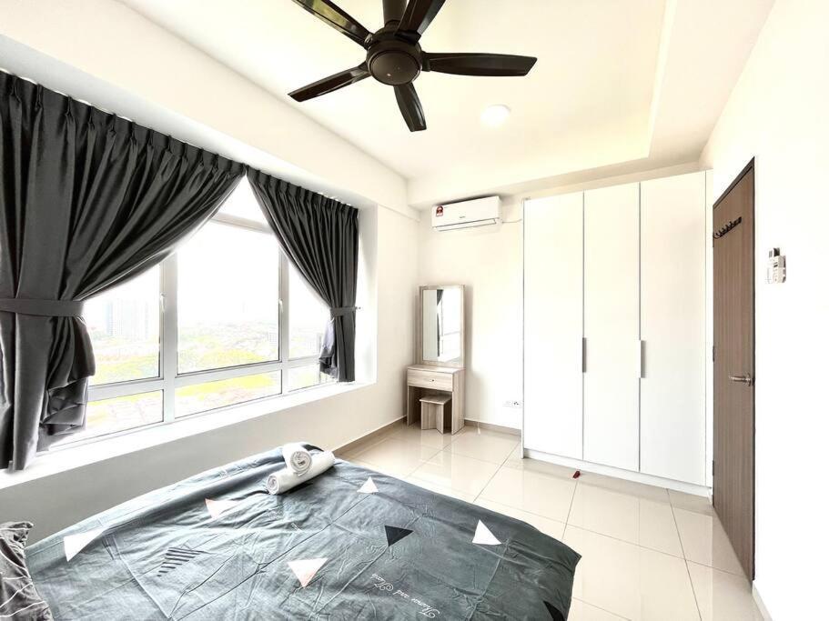 Malacca Urban Home-Swimming Pool-City Center מראה חיצוני תמונה