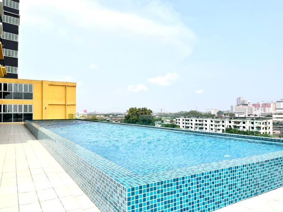 Malacca Urban Home-Swimming Pool-City Center מראה חיצוני תמונה