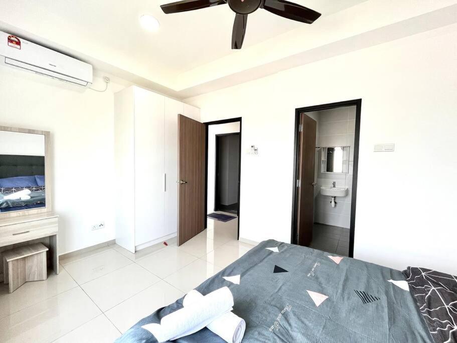 Malacca Urban Home-Swimming Pool-City Center מראה חיצוני תמונה