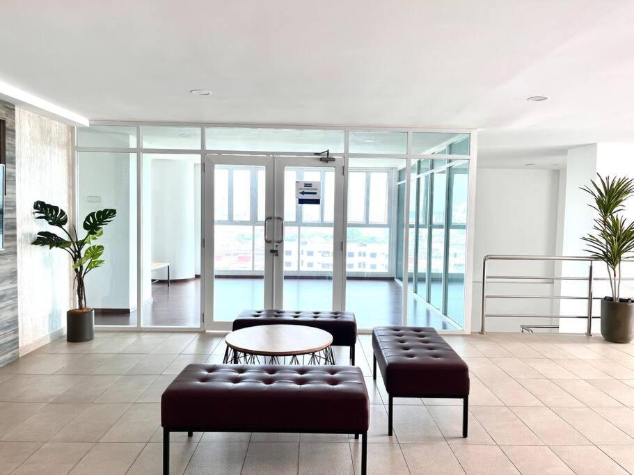 Malacca Urban Home-Swimming Pool-City Center מראה חיצוני תמונה