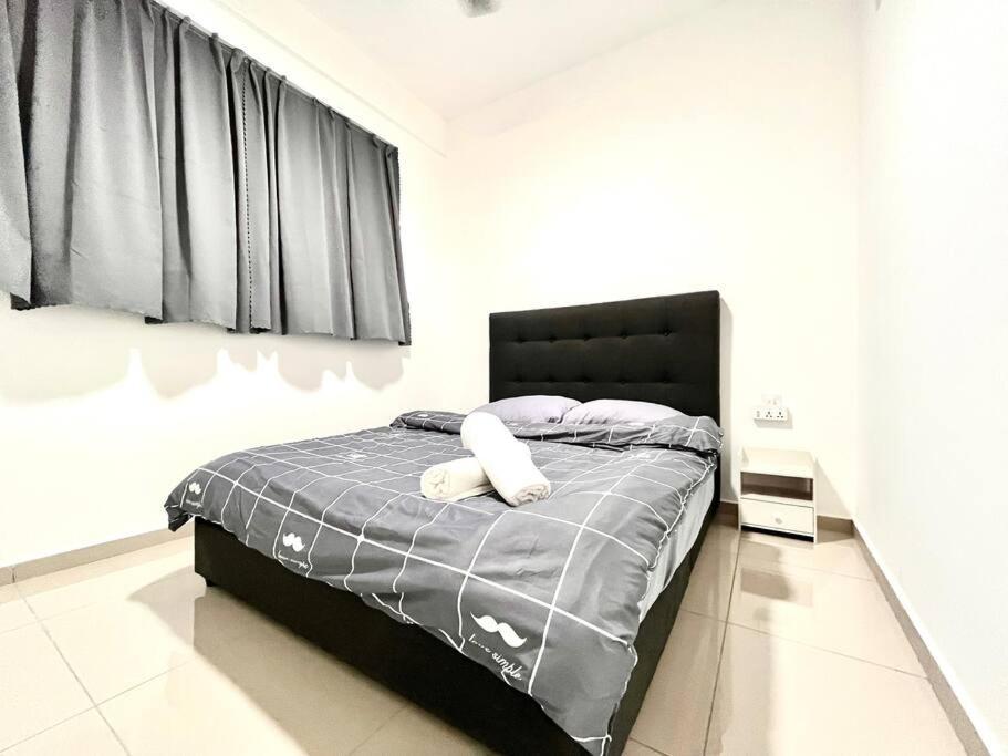 Malacca Urban Home-Swimming Pool-City Center מראה חיצוני תמונה